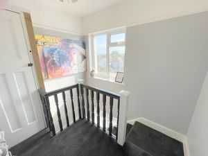 Merrilees Crescent- click for photo gallery